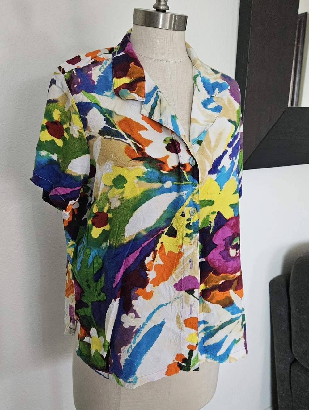 Jams World Watercolor floral Hawaiian blouse In Tropic Sunrise - Picture 7 of 8